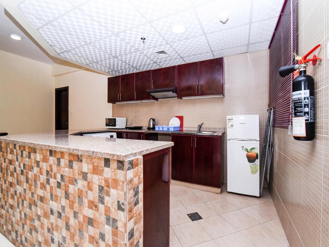 Paradise Inn 1 Tabasum Group Аджман Екстериор снимка